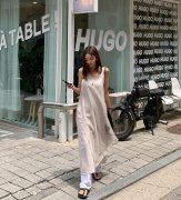 Gợi ý 10 cách diện váy hai dây xinh tươi cho chuyến du lịch mùa hè