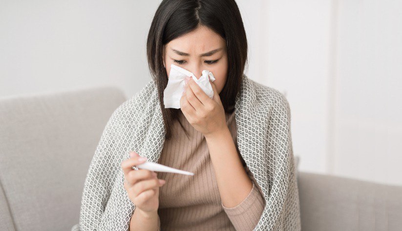 Sốt là cuộc ‘đại chiến chính tà’ trong cơ thể: chính khí mạnh, bệnh tật bất xâm