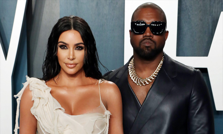 Kanye West cắt liên lạc với Kim Kardashian