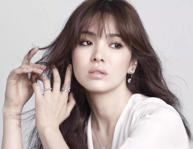 Choáng trước thu nhập khủng và khối tài sản của Song Hye Kyo