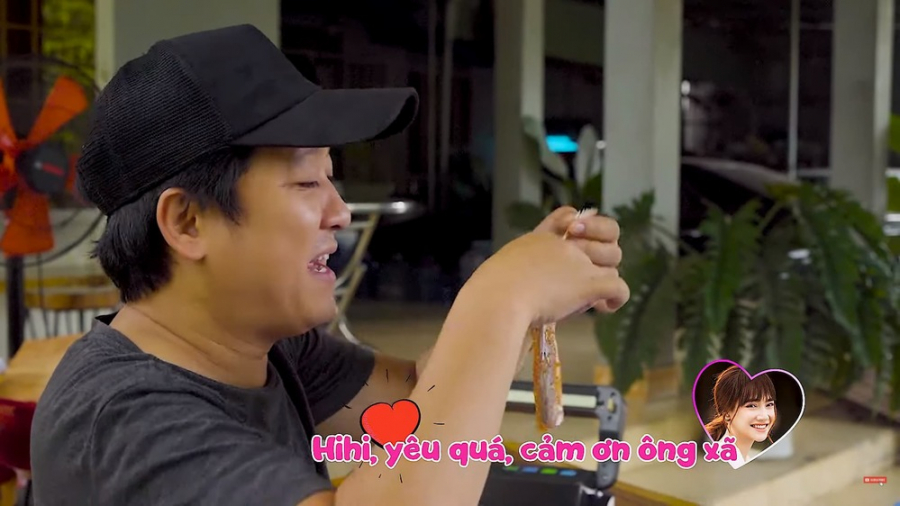 Trường Giang làm đồ ăn cho Nhã Phương kèm lời nhắn gửi yêu em hơn cả thế giới này