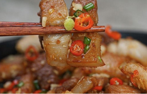 Sau 20h, phụ nữ dù thèm mấy cũng phải 'nhịn miệng' 7 món này kẻo tăng cân vù vù, mỡ tích đầy nội tạng