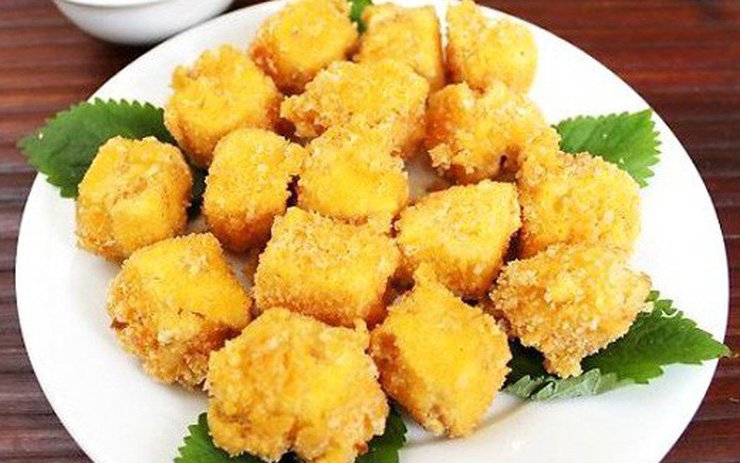 5 tuyệt chiêu giúp chị em rán đậu phụ không bị nát, không bị dính chảo, vàng giòn tan