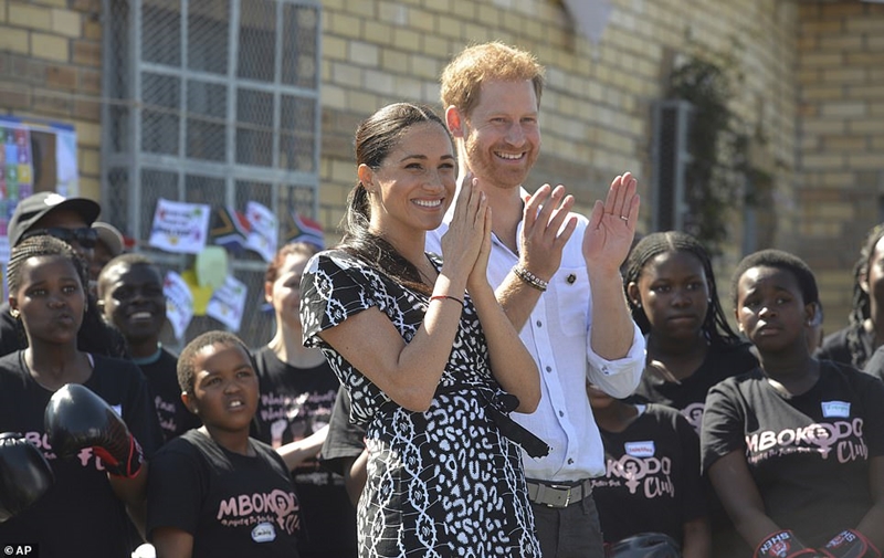 Khi công nương Meghan Markle nỗ lực lấy lại hào quang xưa