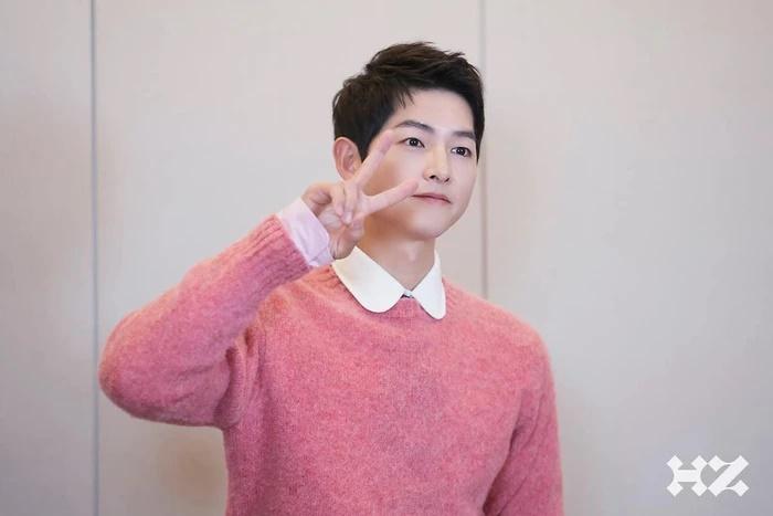 Song Joong Ki đã trở lại thời hoàng kim: Tất cả là do ăn may?