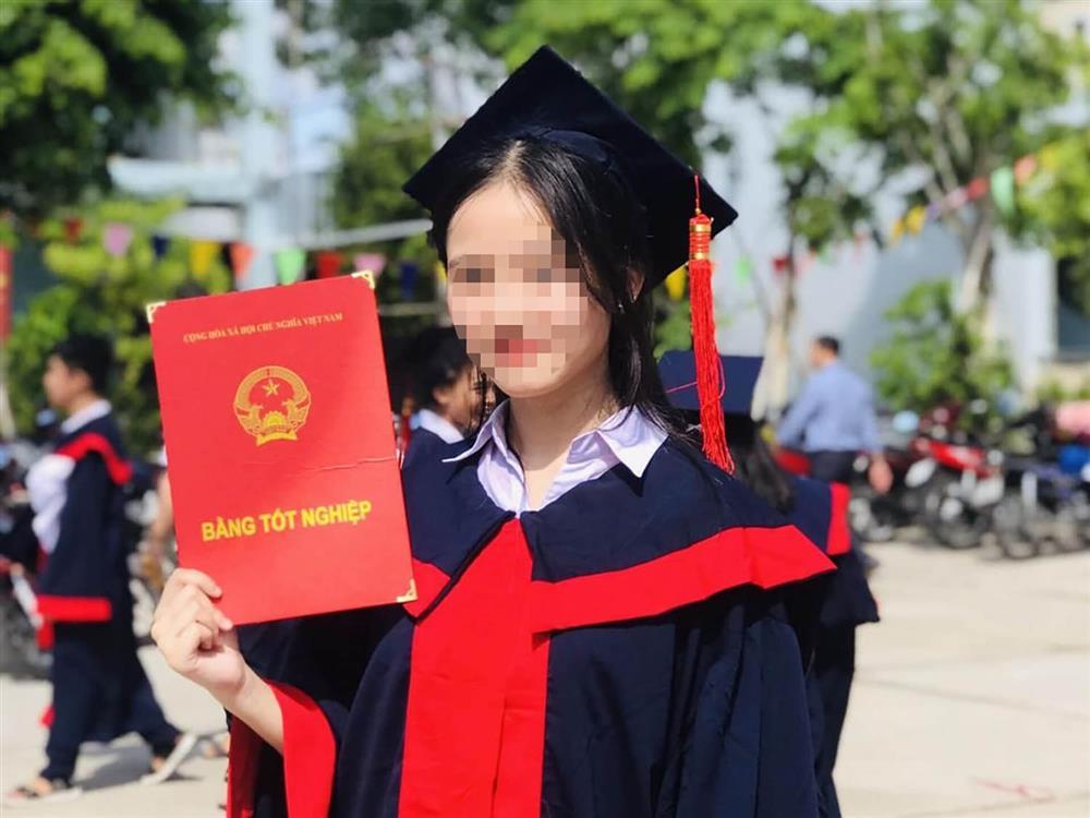 Nữ sinh mất tích bí ẩn: Giận hờn gia đình hay nhẹ dạ cả tin